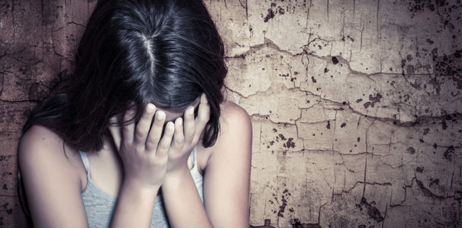 Σοκ στις Σέρρες: 14χρονη κατήγγειλε τον πατριό της για βιασμό