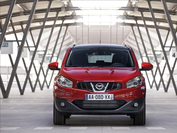 Και Nissan Qashqai . . . και πετρέλαιο (video)