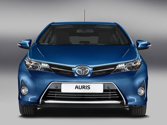 Αυτοκίνητο: Toyota Auris 2013 (video)