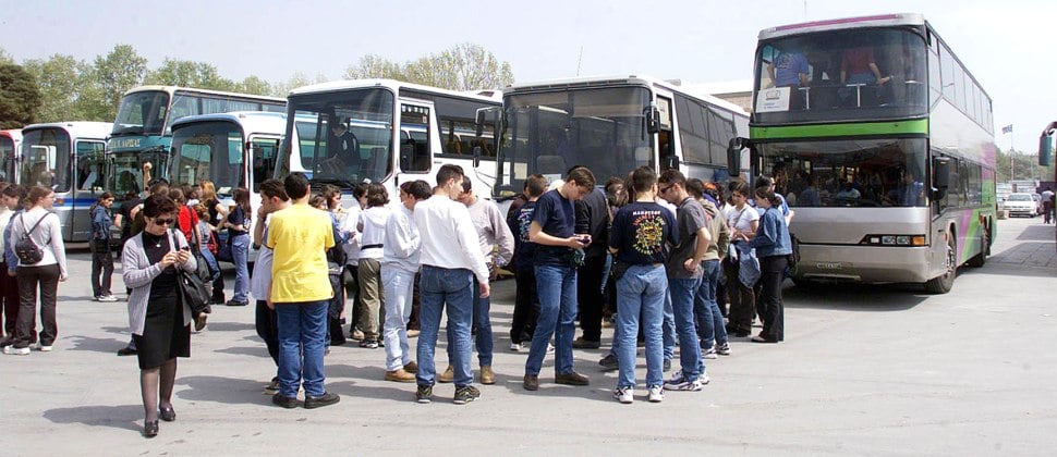 Ηλεία: Χωρίς μεταφορά οι μαθητές – Καταγγέλλει τη σύμβαση το ΚΤΕΛ – Πάνω από τρία εκατ. ευρώ οι οφειλές