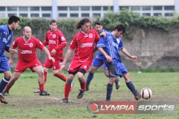 Β&#039; Κατηγορία: Νίκες για Δόξα Ελαιώνα, Αμπελόκαμπο και Ολυμπιακό Ζαχάρως