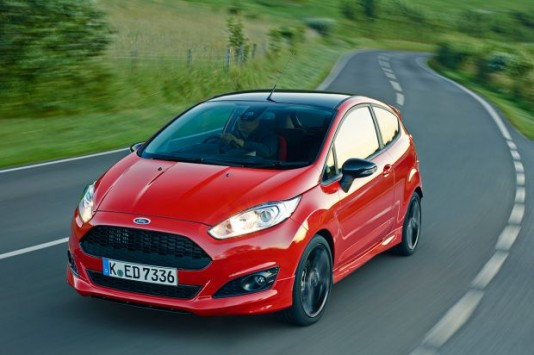 Αυξάνονται οι πωλήσεις των Ford με τον βραβευμένο 1.0 EcoBoost