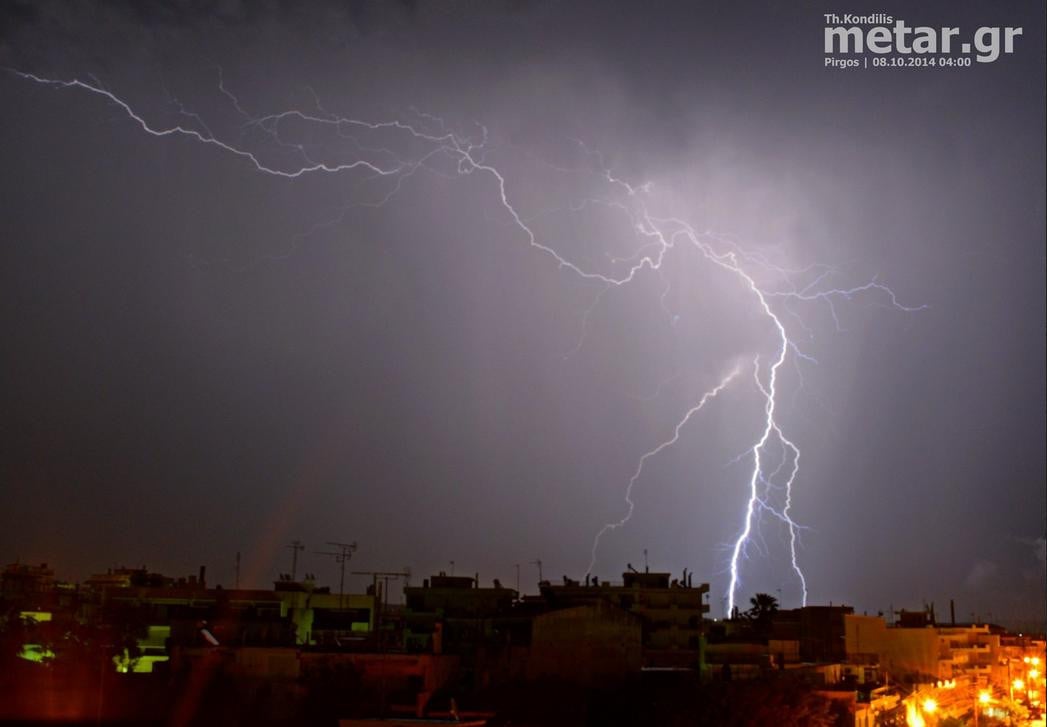 Πύργος: Η νύχτα ...μέρα τα ξημερώματα της Τετάρτης (photos)