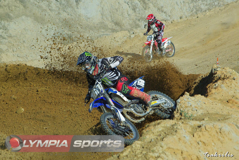 Moto Cross: Σούπερ θέαμα απο τη ΔΙΑΘΛΗΣΗ στα Δουνέϊκά