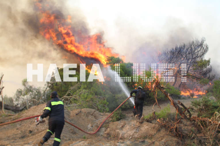 Ηλεία: Φωτιά σε εξέλιξη στο Γιαννιτσοχώρι