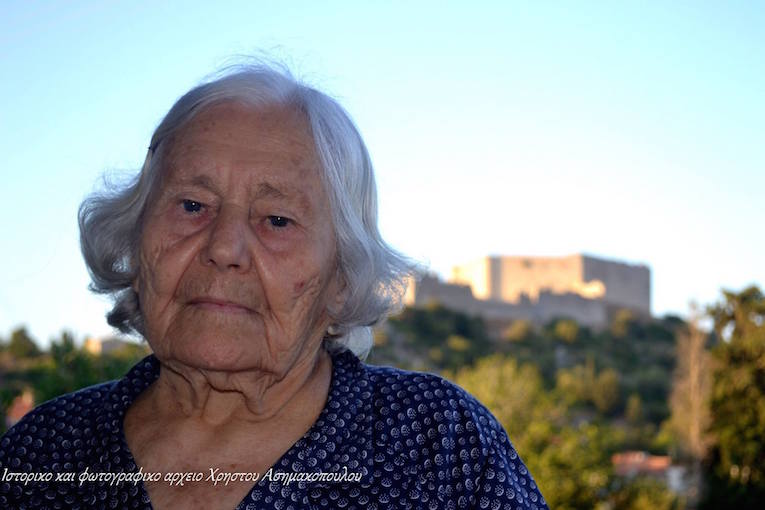 Κάστρο Κυλλήνης: Έφυγε η αιωνόβια Ελένη Κουρή σε ηλικία 106 ετών