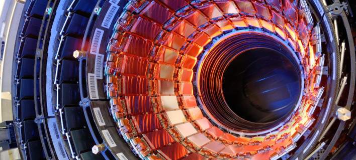 CERN: Πείραμα βελτίωσε την ακρίβεια της μέτρησης της μάζας του αντιπρωτονίου