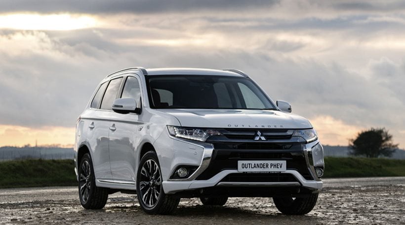 Το υβριδικό Outlander δικαιώνει τη Mitsubishi