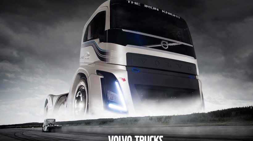 Volvo Iron Knight: Ο ταχύτερος τράκτορας με 2.400PS