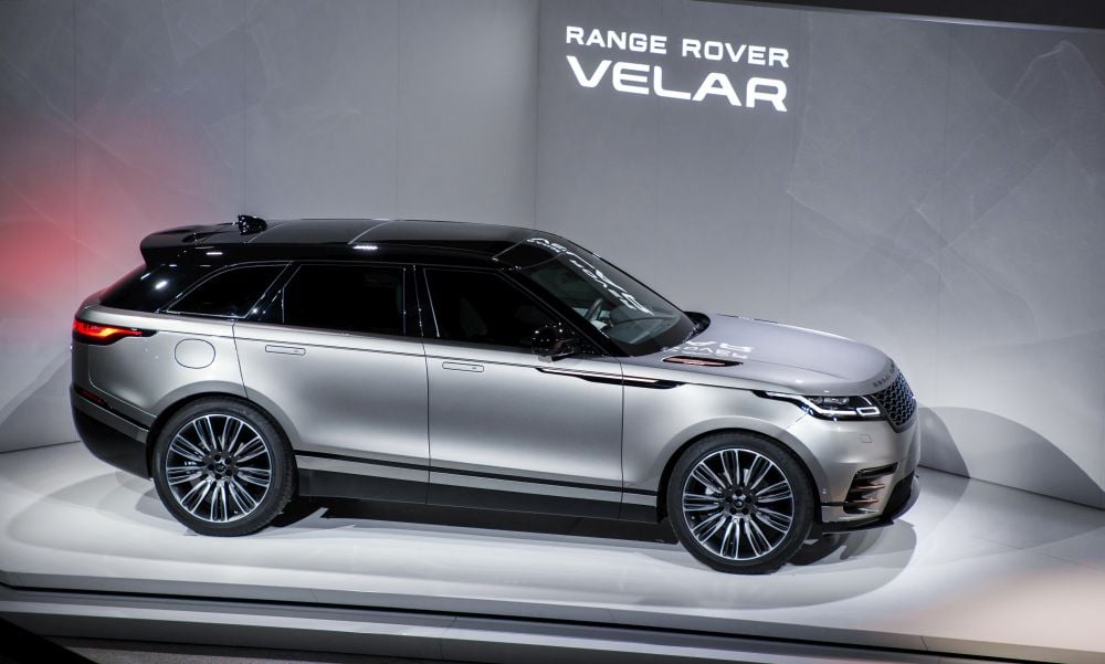 Video: Η αποκάλυψη του Range Rover Velar