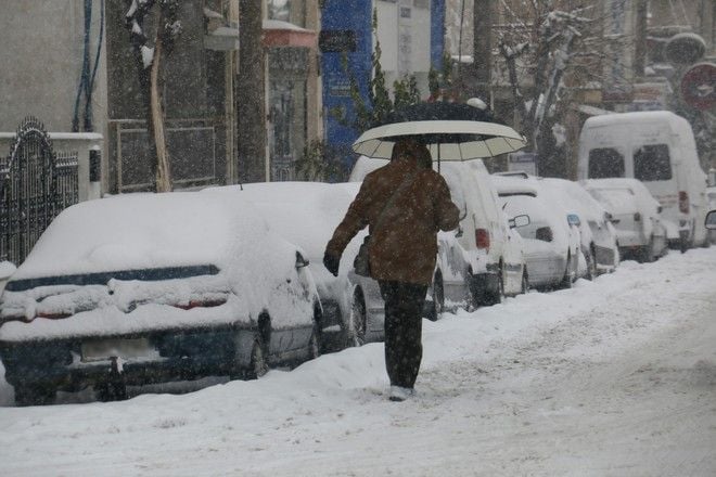 Έρχονται κρύο και χιόνια Τρίτη και Τετάρτη - Θα χιονίσει και στην Αττική