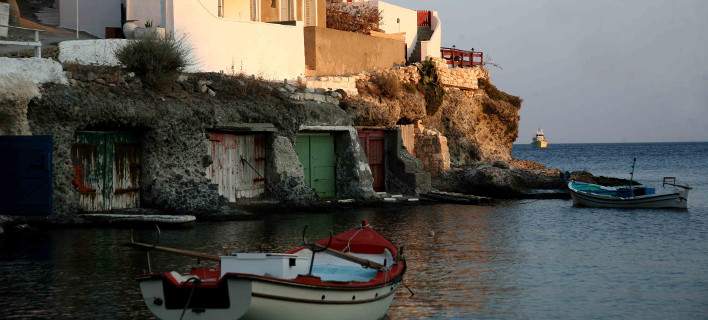 Γάλλοι, Αγγλοι, Ιταλοί &quot;ψηφίζουν&quot; Κίμωλο - Και έχουν πολλούς λόγους