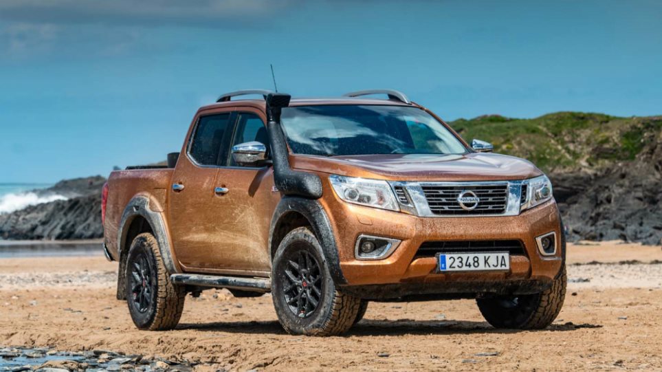 Ένα σκληροτράχηλο Nissan Navara