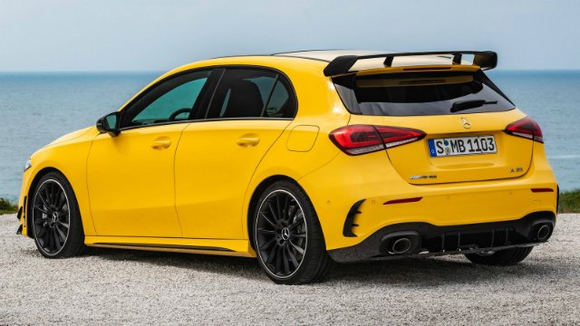 Mercedes Benz A35 AMG3