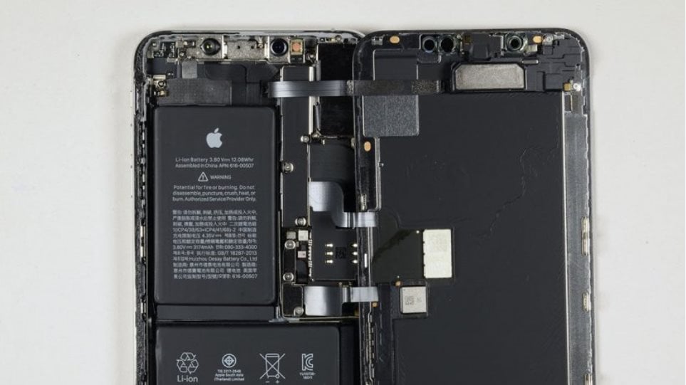 Παράπονα από χρήστες των νέων iPhones για πρόβλημα στη φόρτισή τους