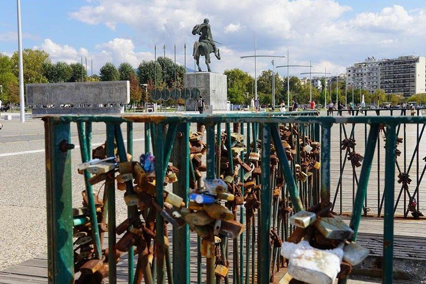 thessaloniki mnimeio erota 3