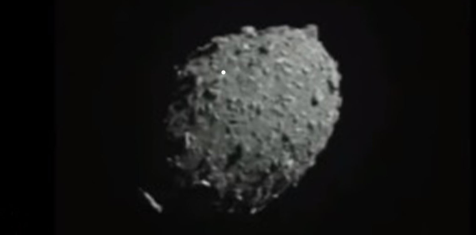 Άλλαξε σχήμα ο αστεροειδής «Δίμορφος» που εμβόλισε η NASA