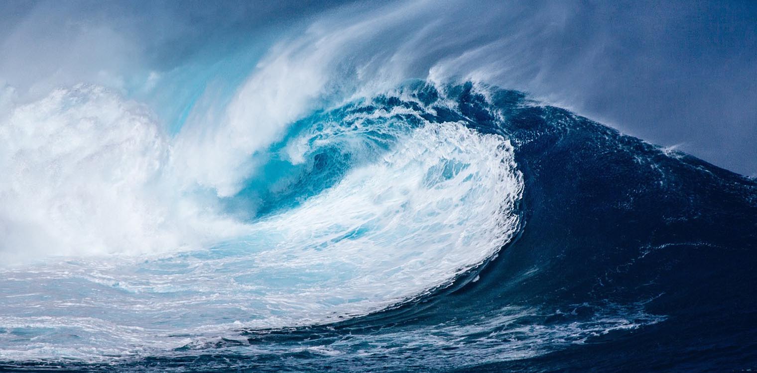 Τα γιγάντια κύματα είναι όλο και πιο συνηθισμένα στους ωκεανούς - Οι ιστορίες για τα ασύλληπτα «βουνά νερού»