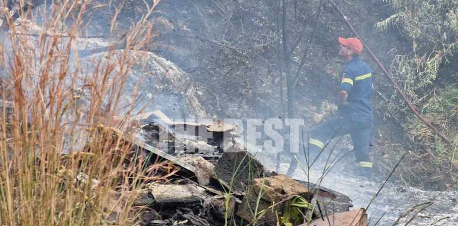 Πάτρα: Μάχη με την φωτιά στην περιοχή του Αγίου Φανουρίου, κοντά σε σπίτια
