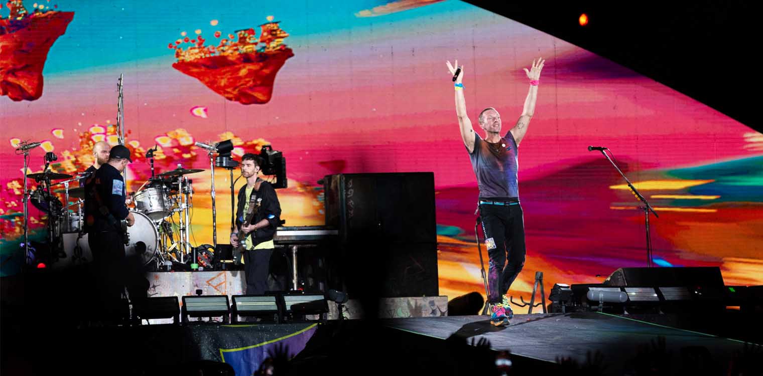 Coldplay: H νέα ανάρτηση του βρετανικού συγκροτήματος για το βιντεοκλίπ που γυρίστηκε στο Ηρώδειο