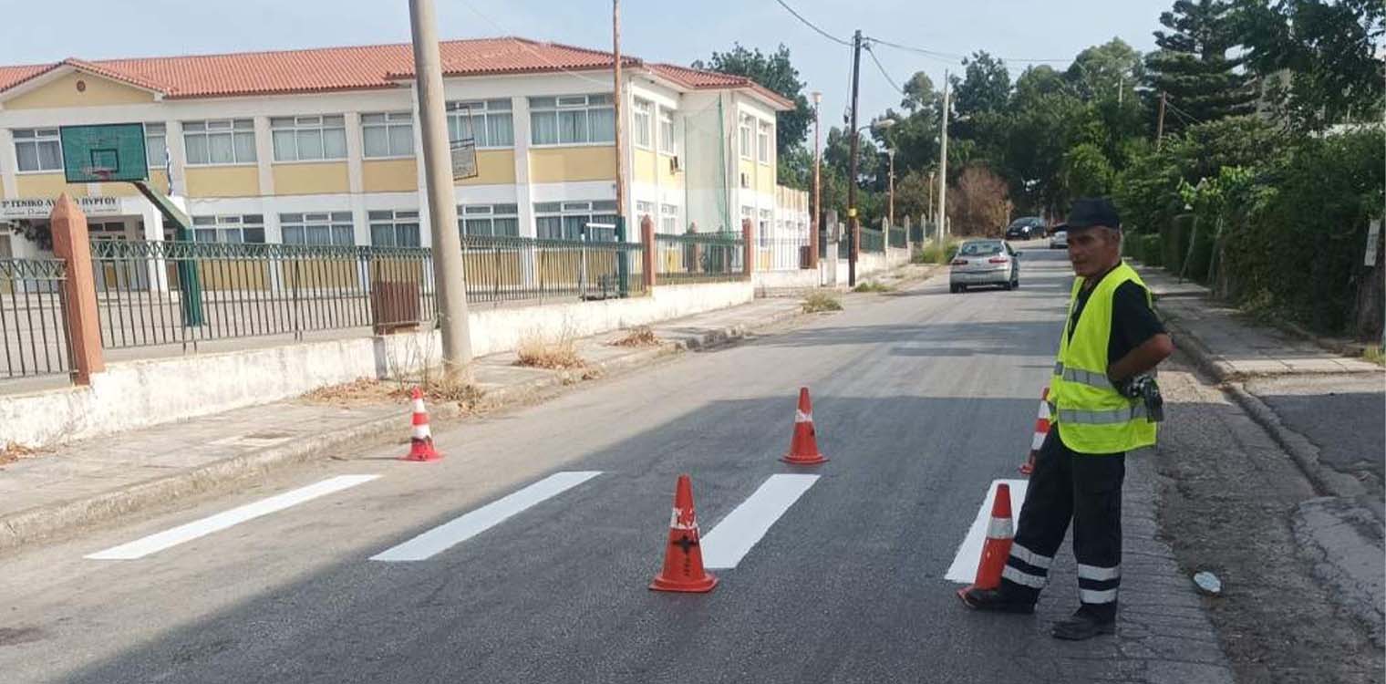 Το Γραφείο Εθελοντισμού του Δήμου Πύργου μοίρασε φυλλάδια σε επιχειρήσεις ενόψει της νέας σχολικής χρονιάς