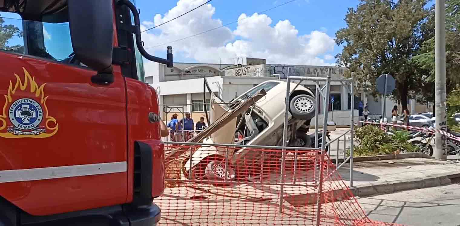 Κηφισιά: Επεισοδιακή καταδίωξη κατέληξε σε τροχαίο - Δύο συλλήψεις