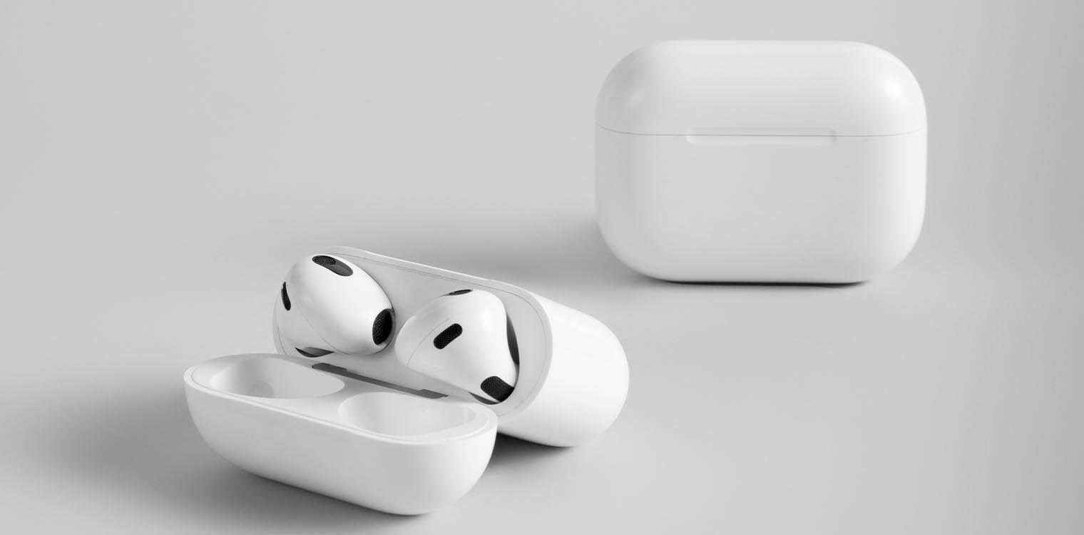 Apple AirPods: Αναβάθμιση λογισμικού τα μετατρέπει σε ακουστικά βαρηκοΐας