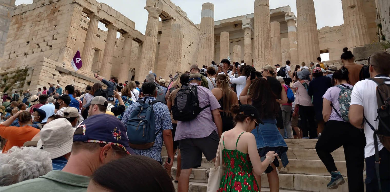 Tουρισμός: Μειωμένα τα έσοδα τον Ιούλιο, σύμφωνα με την ΤτΕ