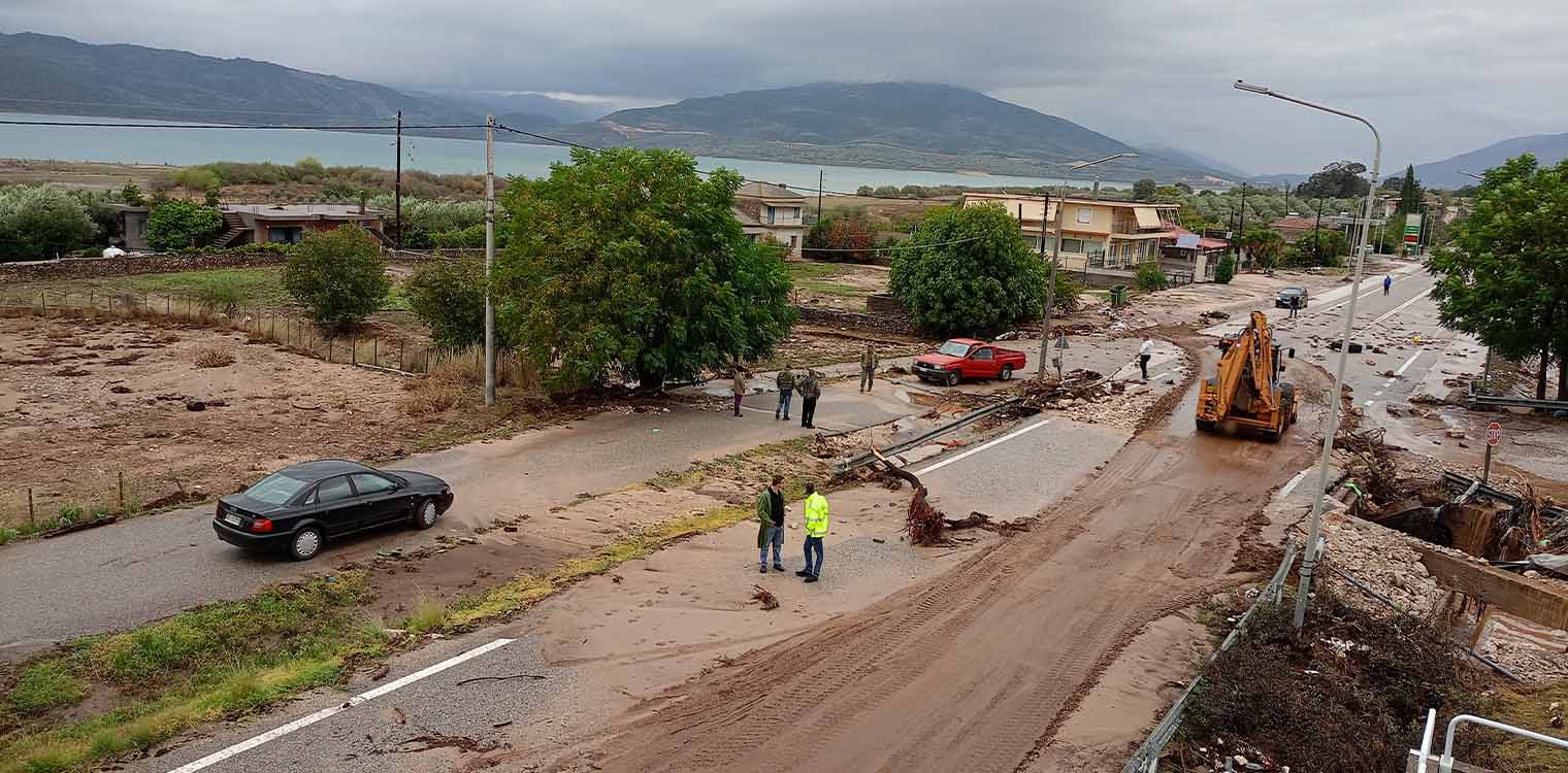 Κακοκαιρία Cassandra: Σαρώνει τη χώρα - Αγωνία για 52χρονο που αγνοείται στην Αιτωλοακαρνανία