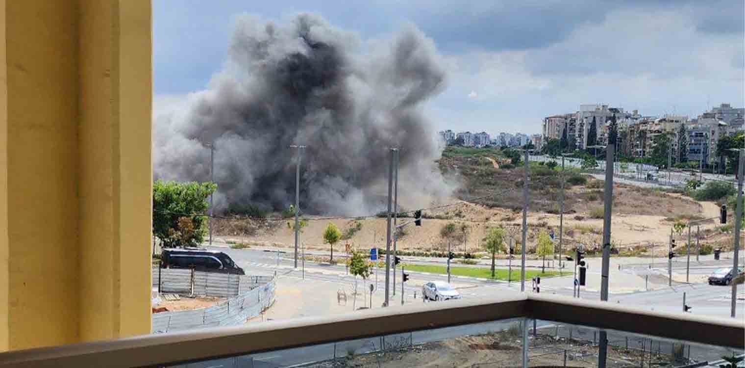 Ισραήλ: Νέα πυραυλική επίθεση της Χαμάς κατά του Τελ Αβίβ - Δύο τραυματίες (video)