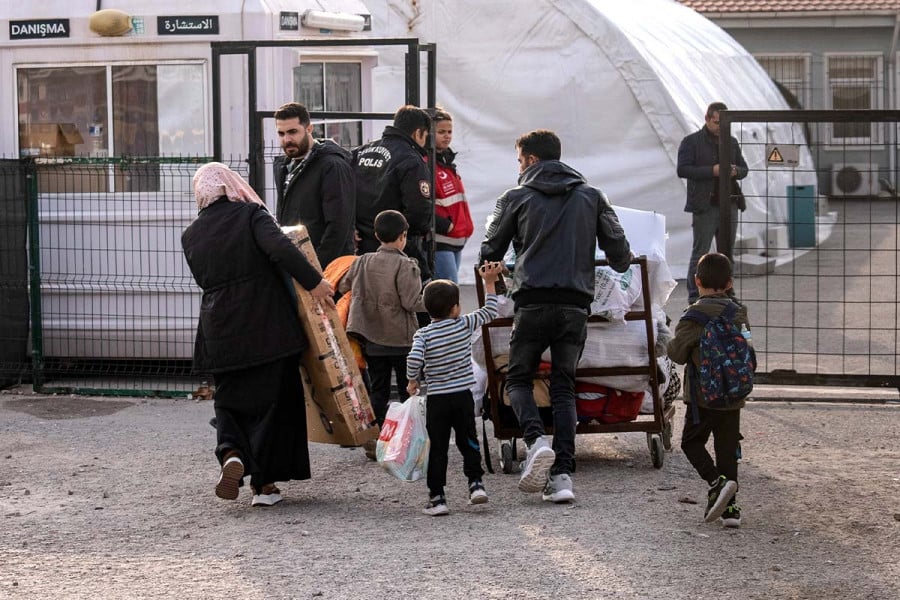 ΟΗΕ για Συρία: Πάνω από 1 εκ. οι εκτοπισμένοι μετά την ανατροπή του Άσαντ - Φόβος για τους τζιχαντιστές