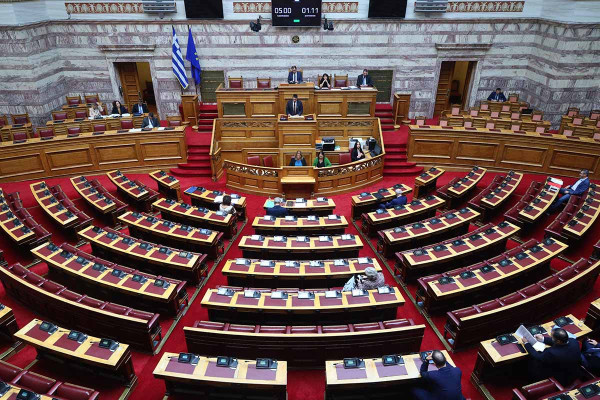 Βουλή: Αποφεύγει την εξεταστική η κυβέρνηση επικαλούμενη «εθνική άμυνα και εξωτερική πολιτική»