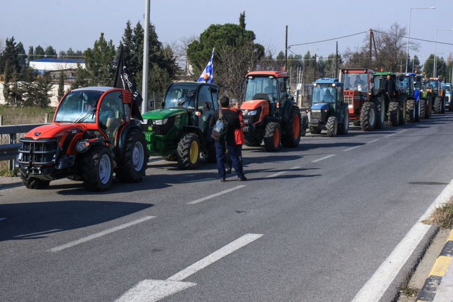 Μαγνησία: Συμβολικός αποκλεισμός της παλιάς εθνικής από τους αγρότες, στο ύψος του Ριζομύλου