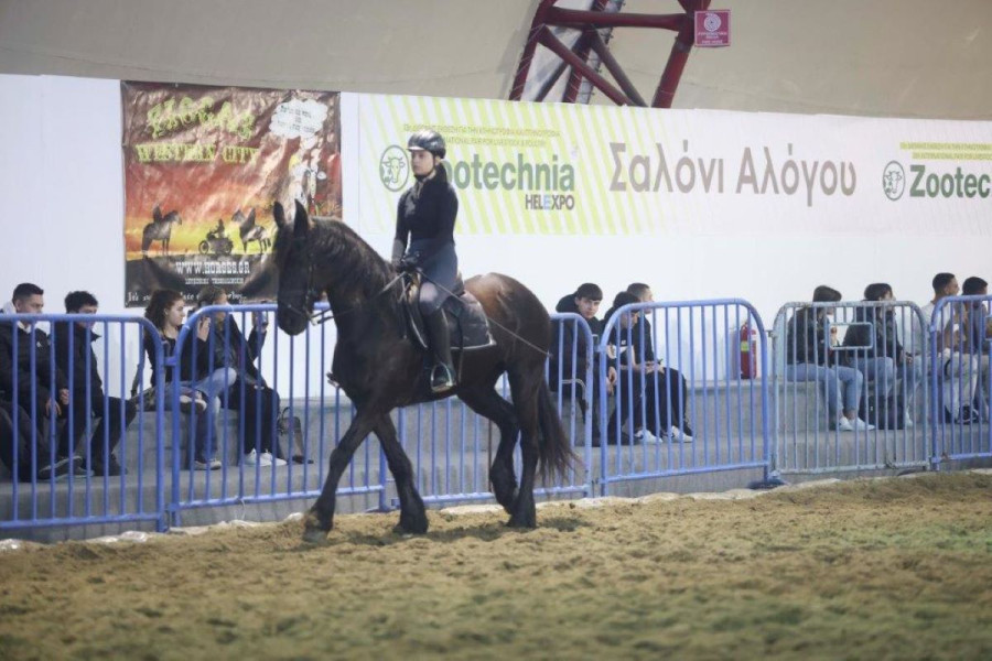 Zootechnia: Υψηλή τεχνολογία, ρομποτική, σπάνιες φυλές ζώων και επιστήμη