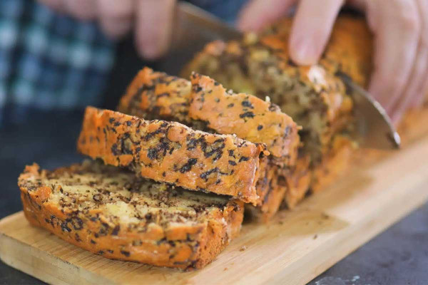 Αφράτο Τρουφάτο κέικ μπανάνας (banana bread)