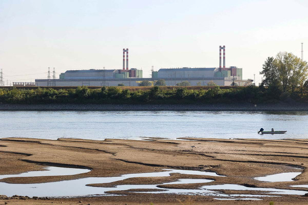Η ξηρασία εξαπλώνεται σε όλη την Ευρώπη – Ξερά εδάφη και ποτάμια σε ιστορικά χαμηλά επίπεδα