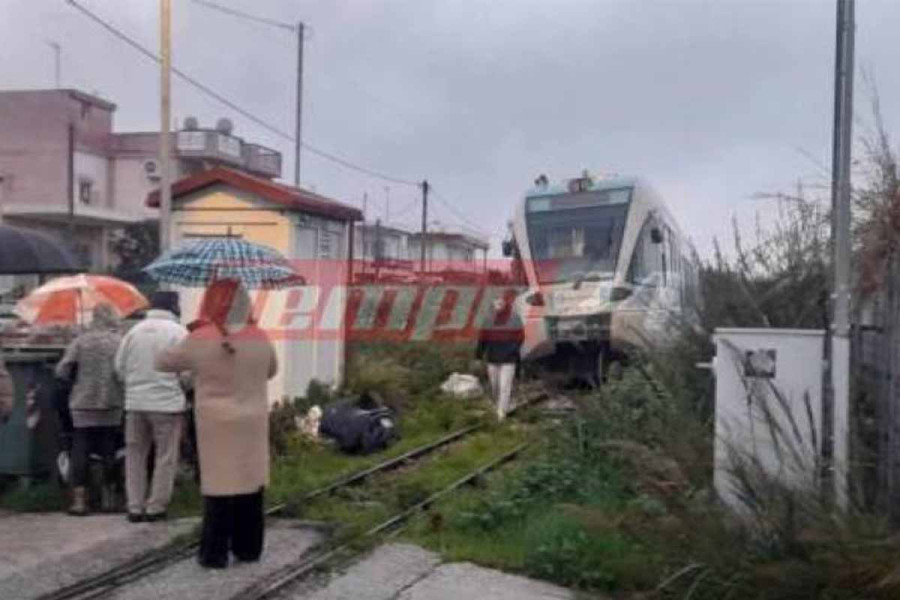 Πάτρα: Παραλίγο τραγωδία - Σύγκρουση τρένου με ΙΧ - Ένας τραυματίας