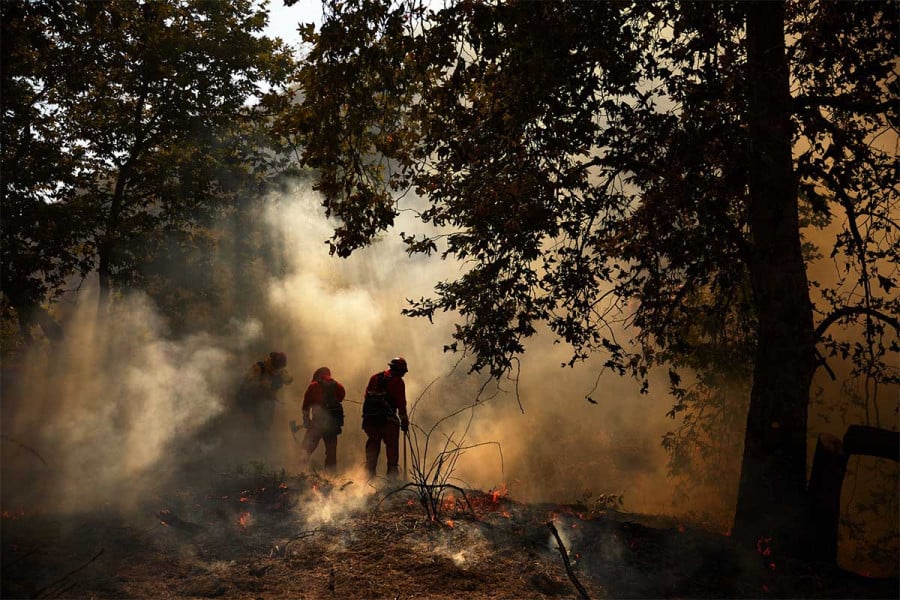 Λος Άντζελες: Κάηκαν 200 σπίτια και απειλούνται πάνω από 3.500