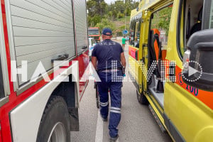 Πάτρα: Αυτοκίνητο έπεσε σε πλαγιά στα Βραχνέικα - Δύο άτομα απεγκλώβισε η Πυροσβεστική, μεταφέρθηκαν στο νοσοκομείο