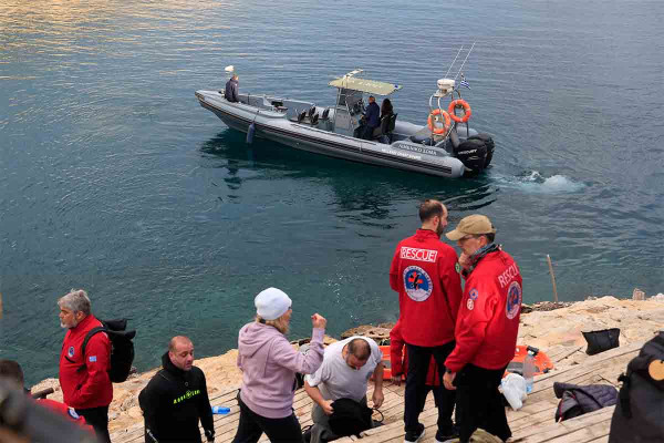 Πηγάδι του Διαβόλου: Τα τρία σενάρια για την τραγωδία με τον 34χρονο δύτη στη Βουλιαγμένη