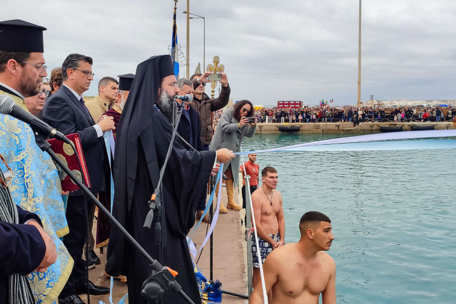 Δήμος Ανδραβίδας - Κυλλήνης: Με λαμπρότητα και κατάνυξη εορτάστηκαν τα Θεοφάνεια