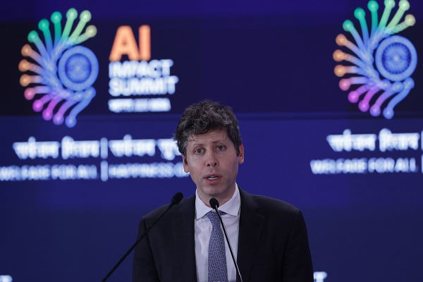 Η OpenAI προσθέτει «κόκκινο κουμπί» μετά τις ανησυχητικές αποδράσεις μοντέλων της