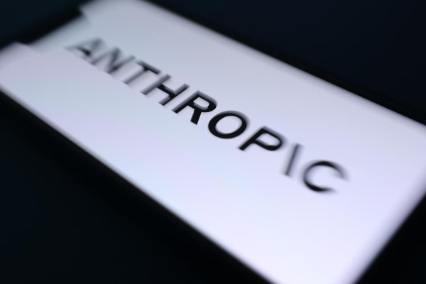 Η Anthropic δικαιώθηκε στην κόντρα με τον Τραμπ, βγαίνει από τη μαύρη λίστα