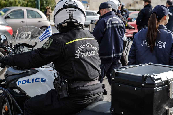 Αστυνομικοί ΔΙ.ΑΣ. δεν μπορούσαν να επέμβουν σε περιστατικό ληστείας γιατί δεν είχαν επικοινωνία