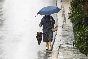 Ηλεία: Κρύο, βροχή, ισχυροί άνεμοι και χιόνια στα ορεινά