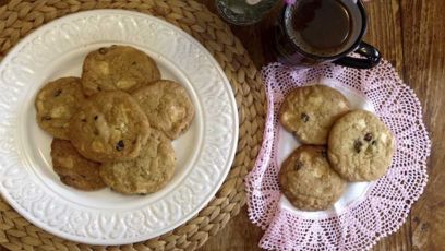 Cookies με λευκή σοκολάτα και cranberries